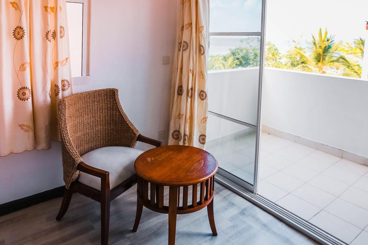 Rivers Beach & Spa Hulhumale Exterior photo